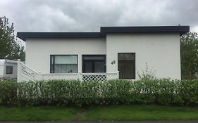 Hvíta húsið, Kirkjubraut 48